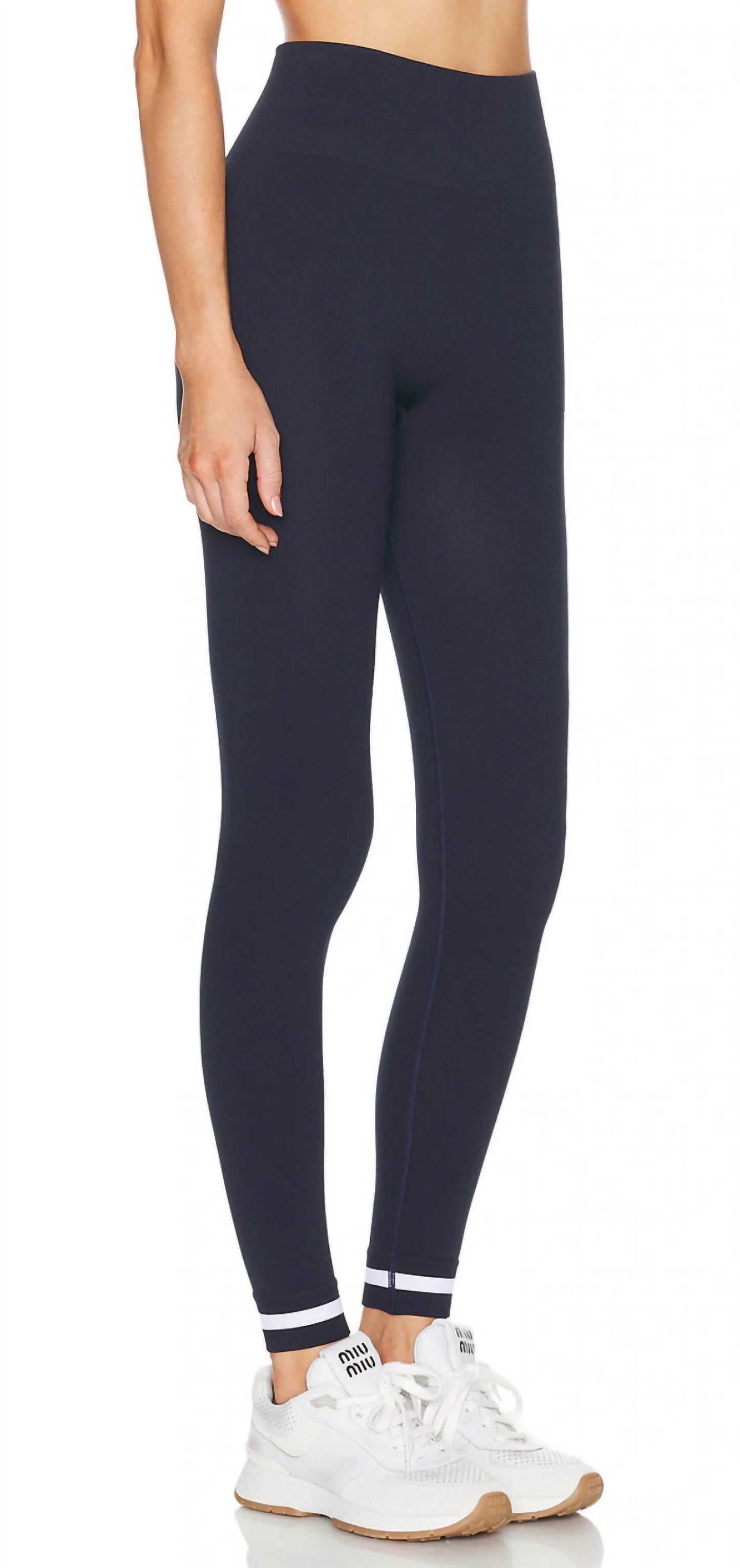 The Upside - Form Seamless 25in Midi Pant