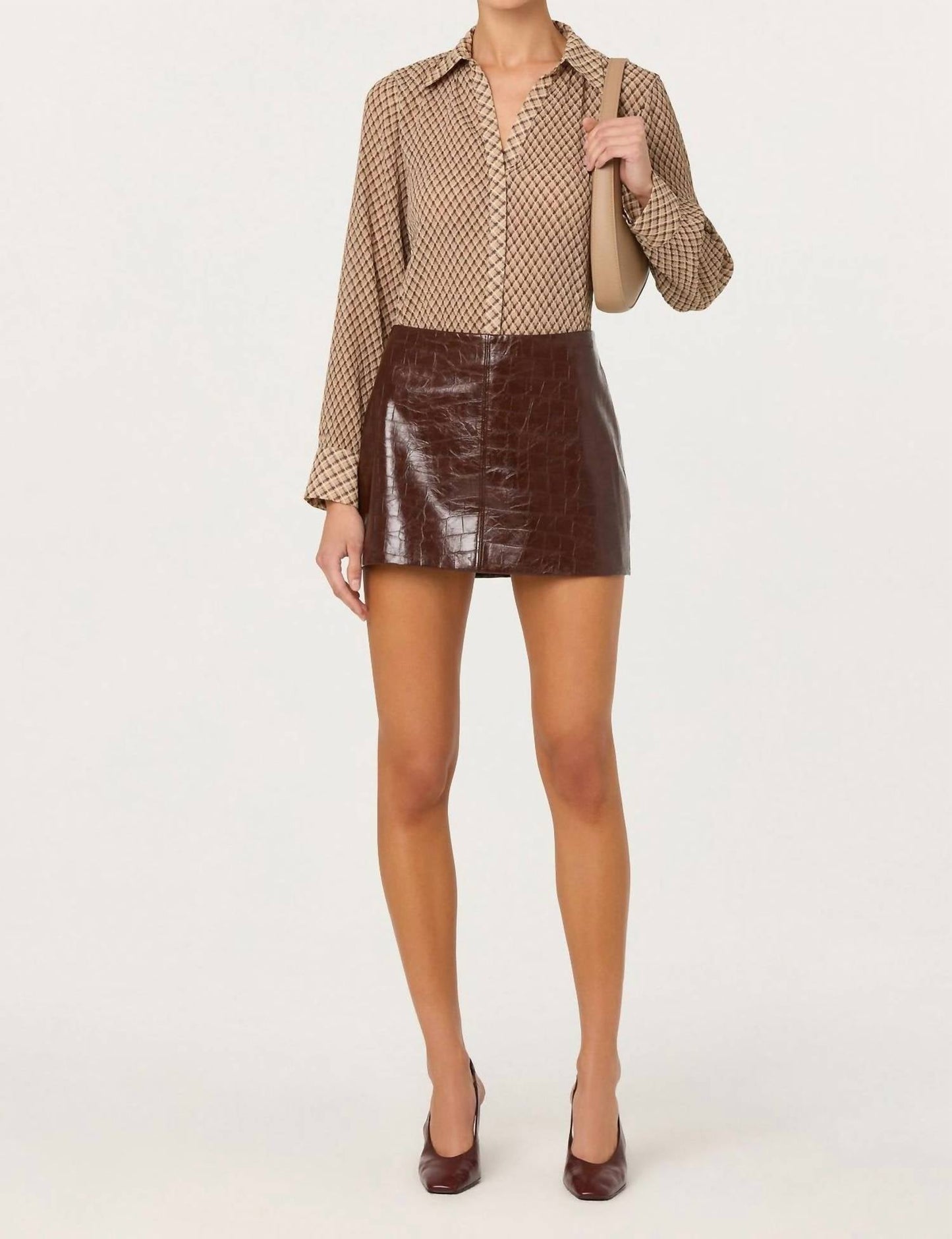 Astr - Laurel Diamond Print Long Sleeve Top