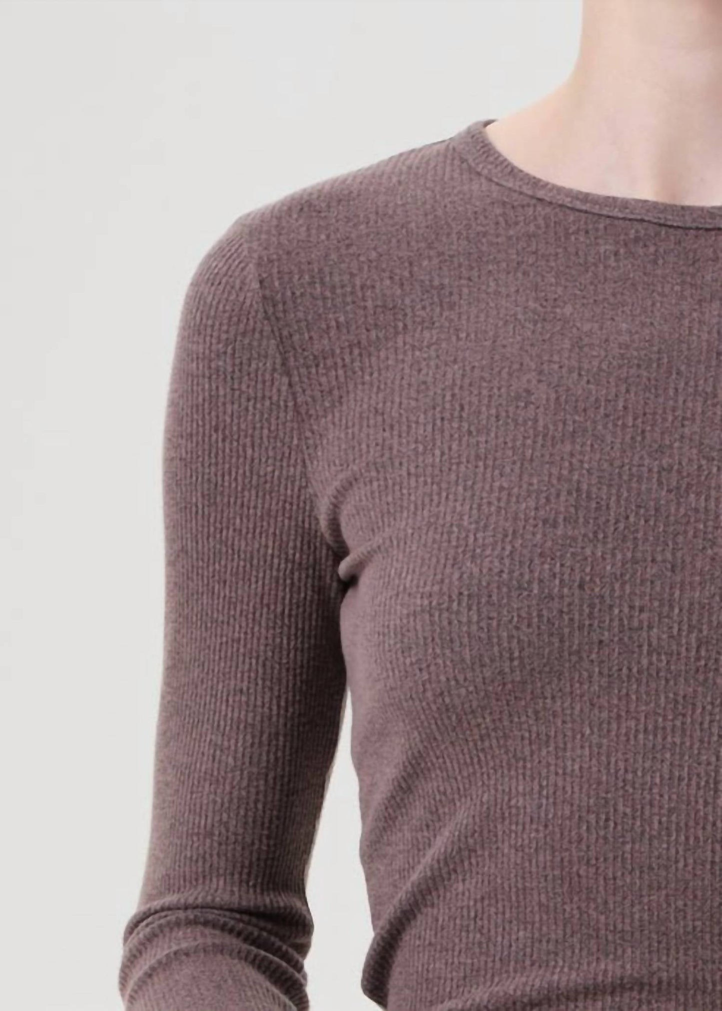 agolde-delphi-slim-tee-3