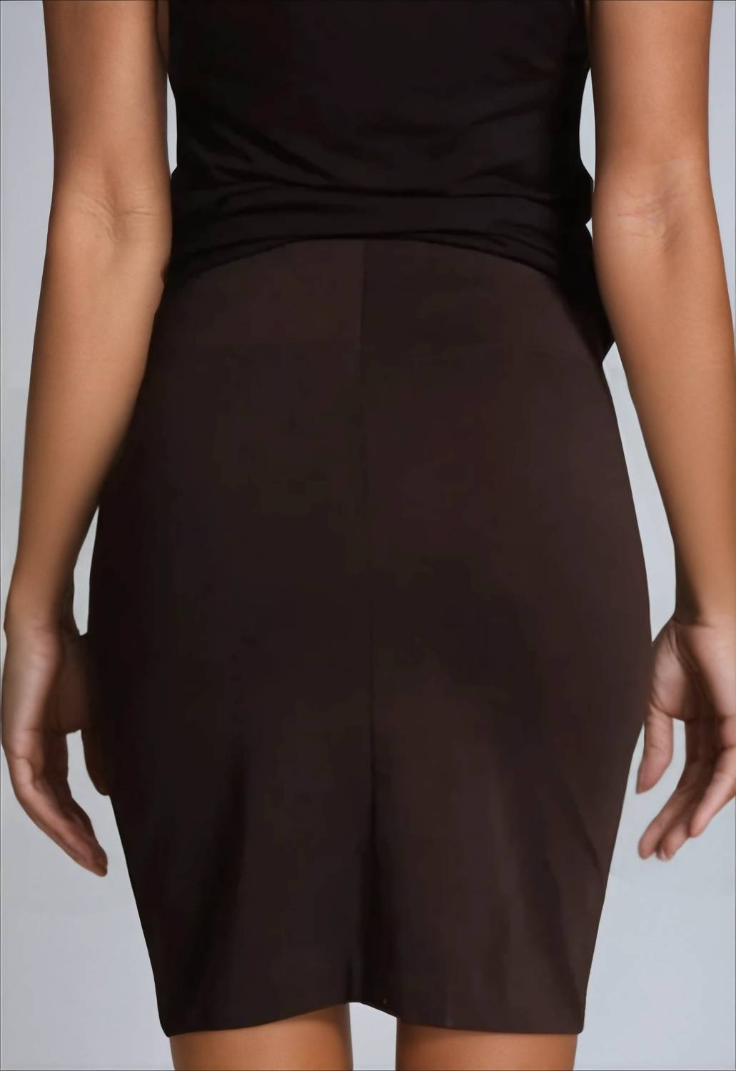Buki - Straight Skinny Short Skirt