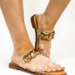 Corkys Footwear - महिलाओं के लिए कैच फ़्लाइट्स नॉट फ़ीलिंग्स सैंडल