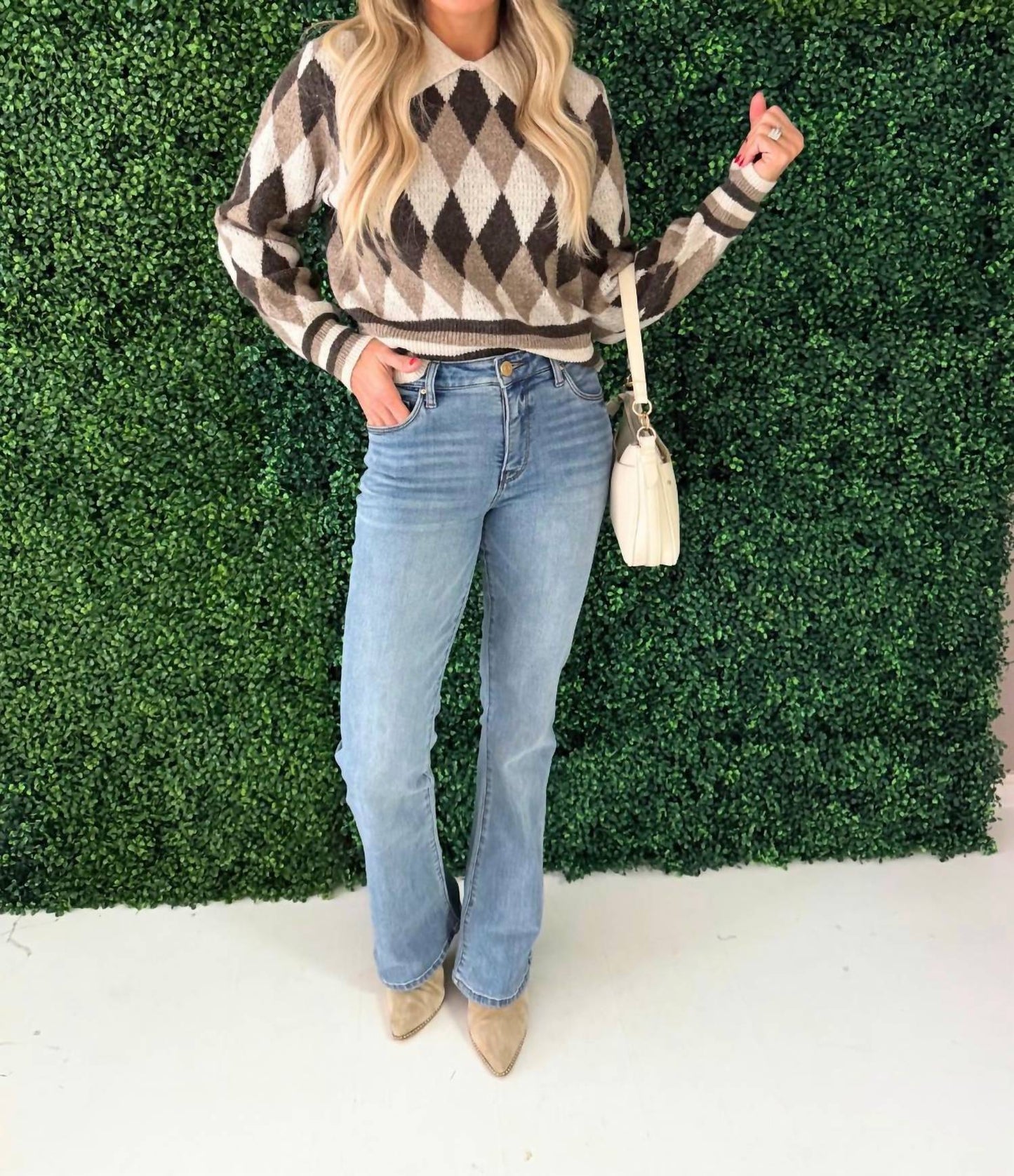 Aaron & Amber - Argyle Pattern Collar Sweater Top