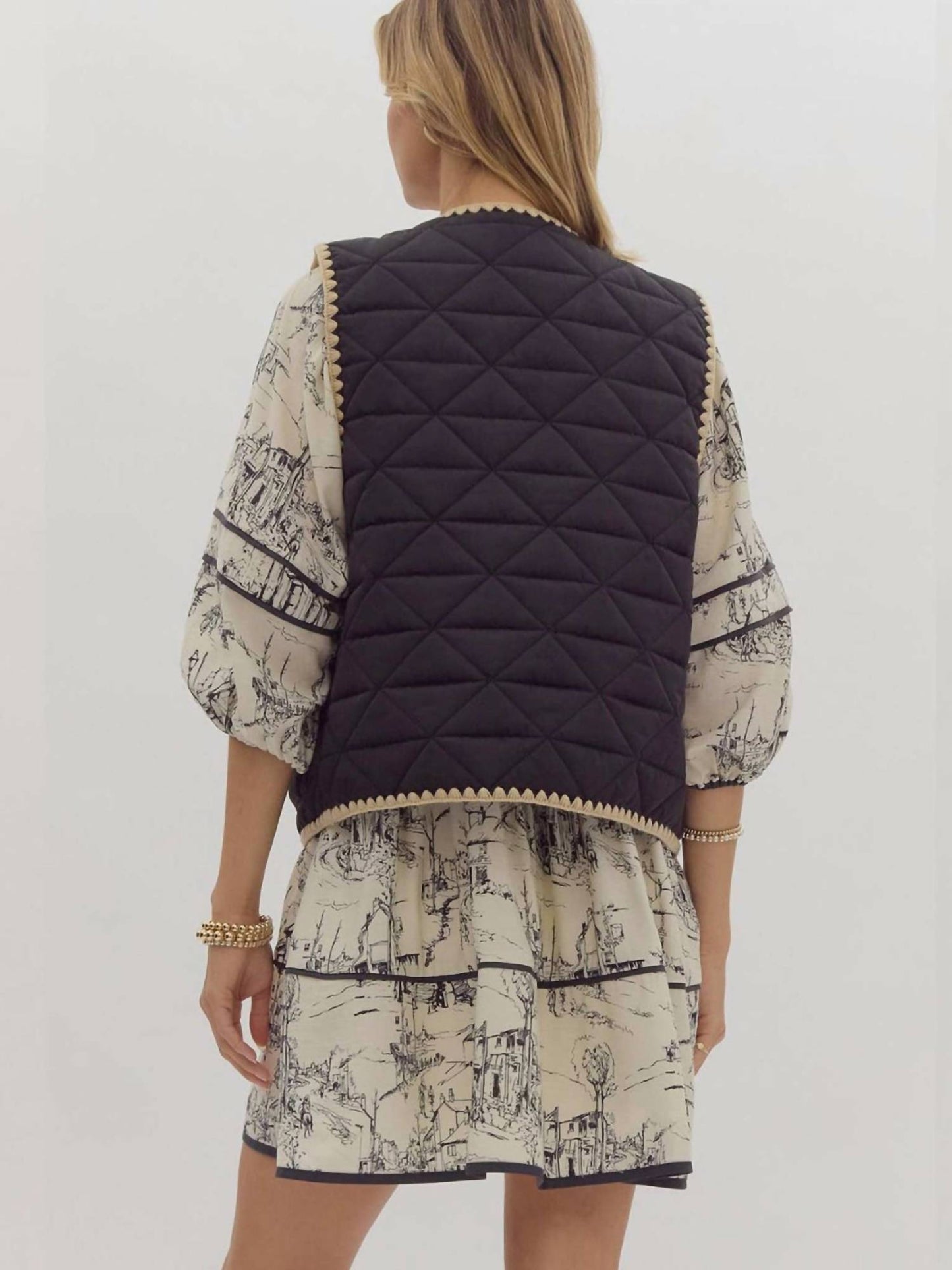 Entro - Jaylyn Button Up V-neck Vest