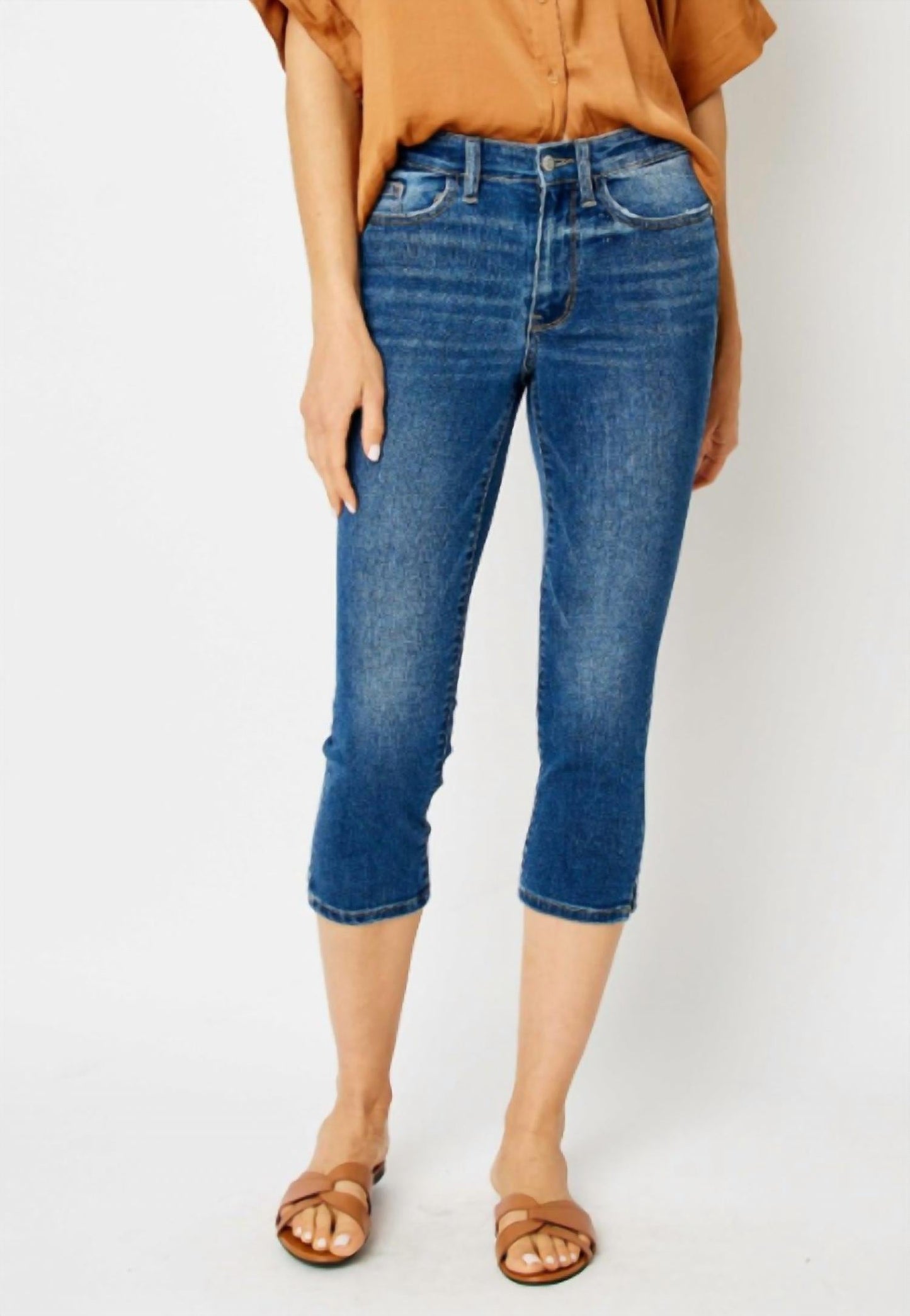 Judy Blue - Slim Fit Capri With Side Slit Jeans