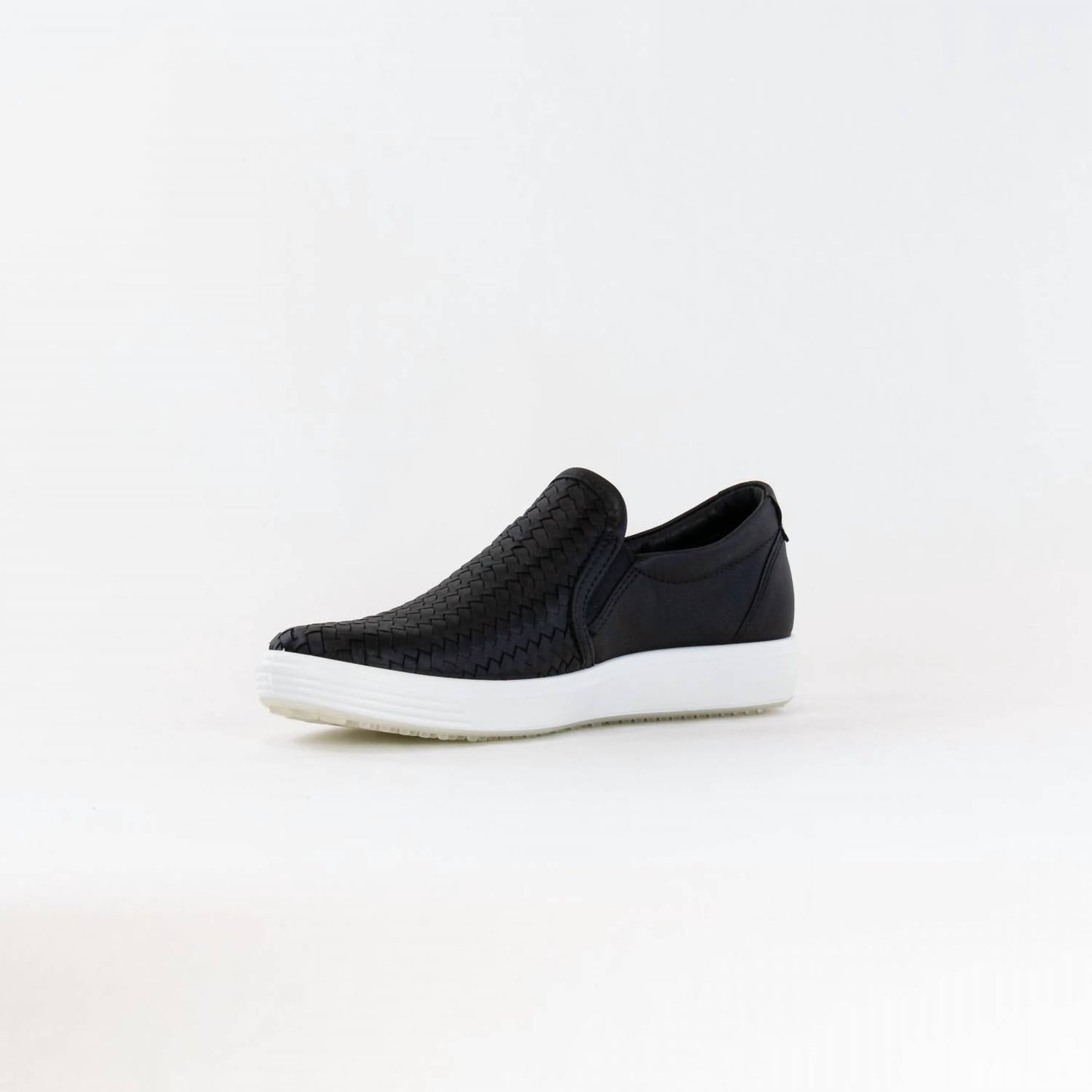 Ecco - Women's Soft 7 Woven Slip On 2.0 Shoe
