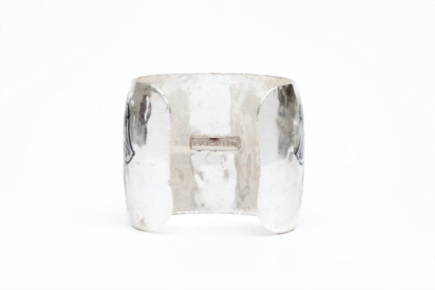 Avenue Chic - Women's Hamsa Cuff
