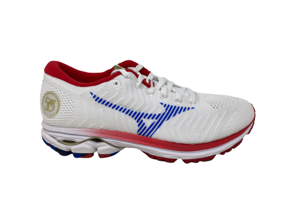 Mizuno Women's Wave Rider 22 Knit Running Shoe White/Red Size 6 B(M) Us