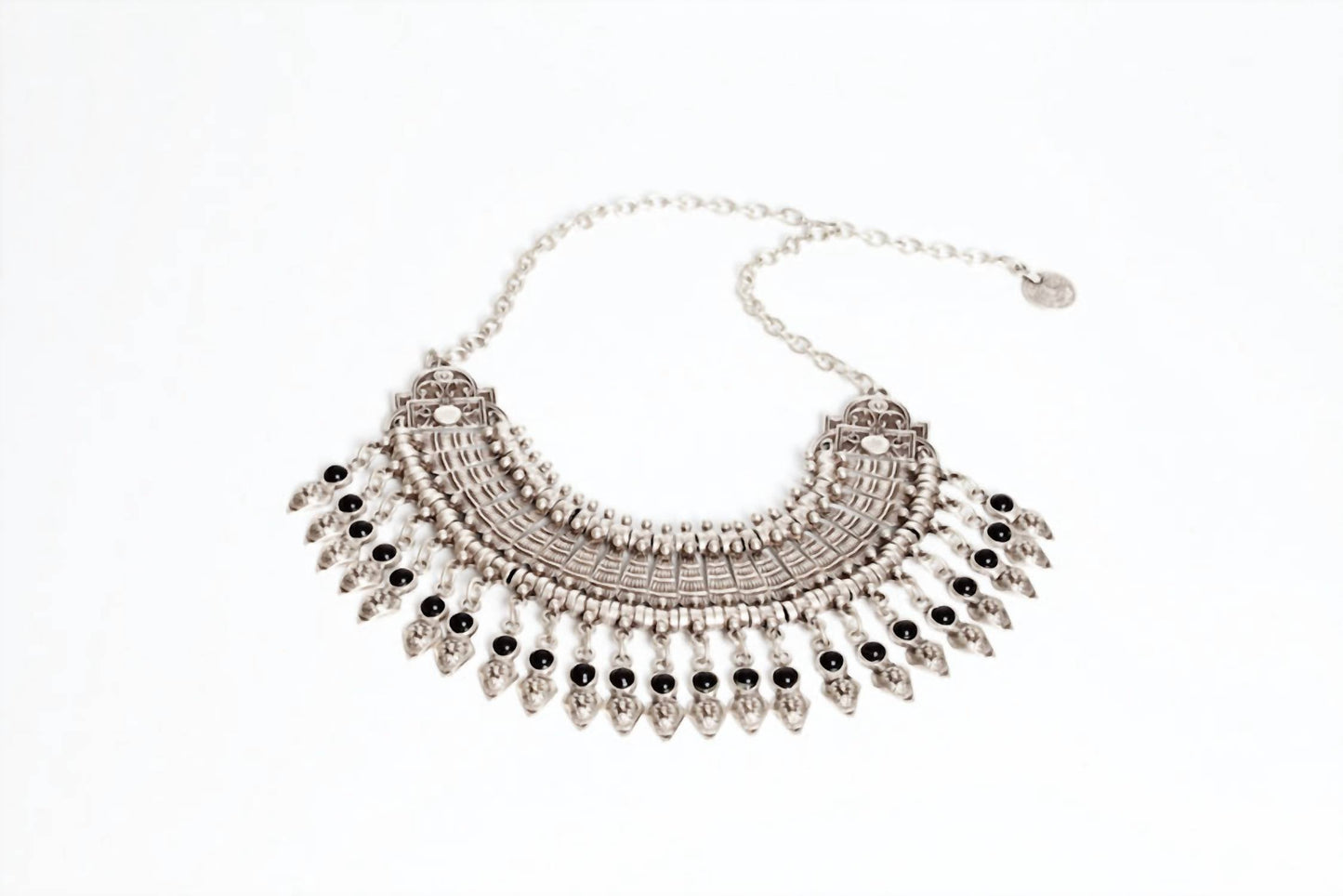 Avenue Chic - Women's Statement Onyx Gypsi Necklace