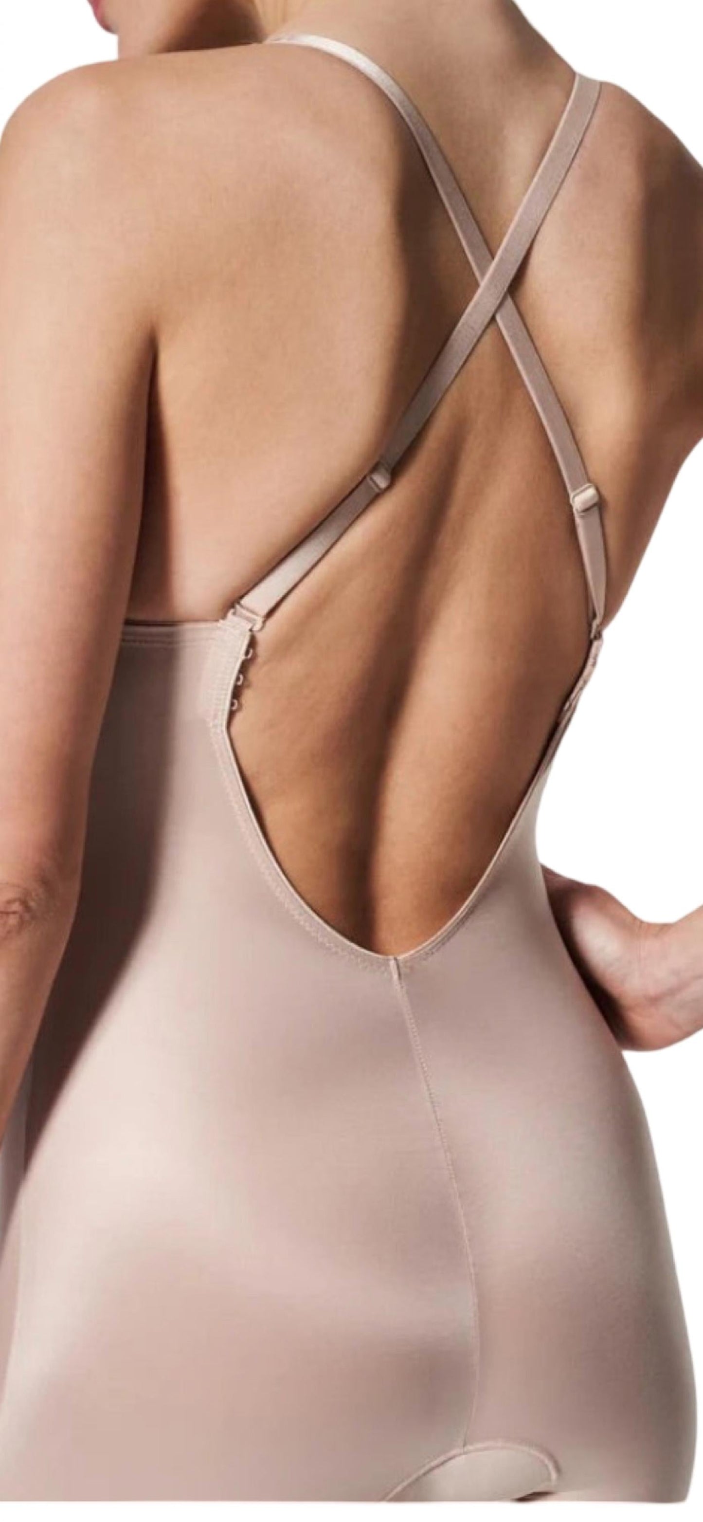 Spanx - Plunge Low-Back Mid-Thigh Bodysuit