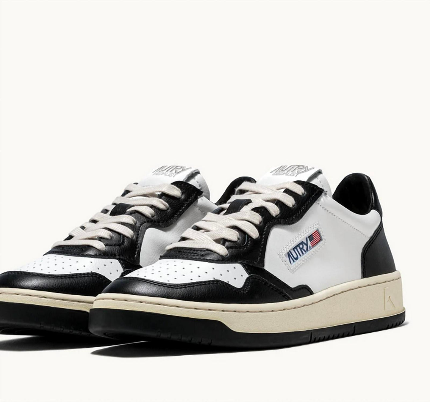 Autry - Men's Medalist Low Leather Sneaker