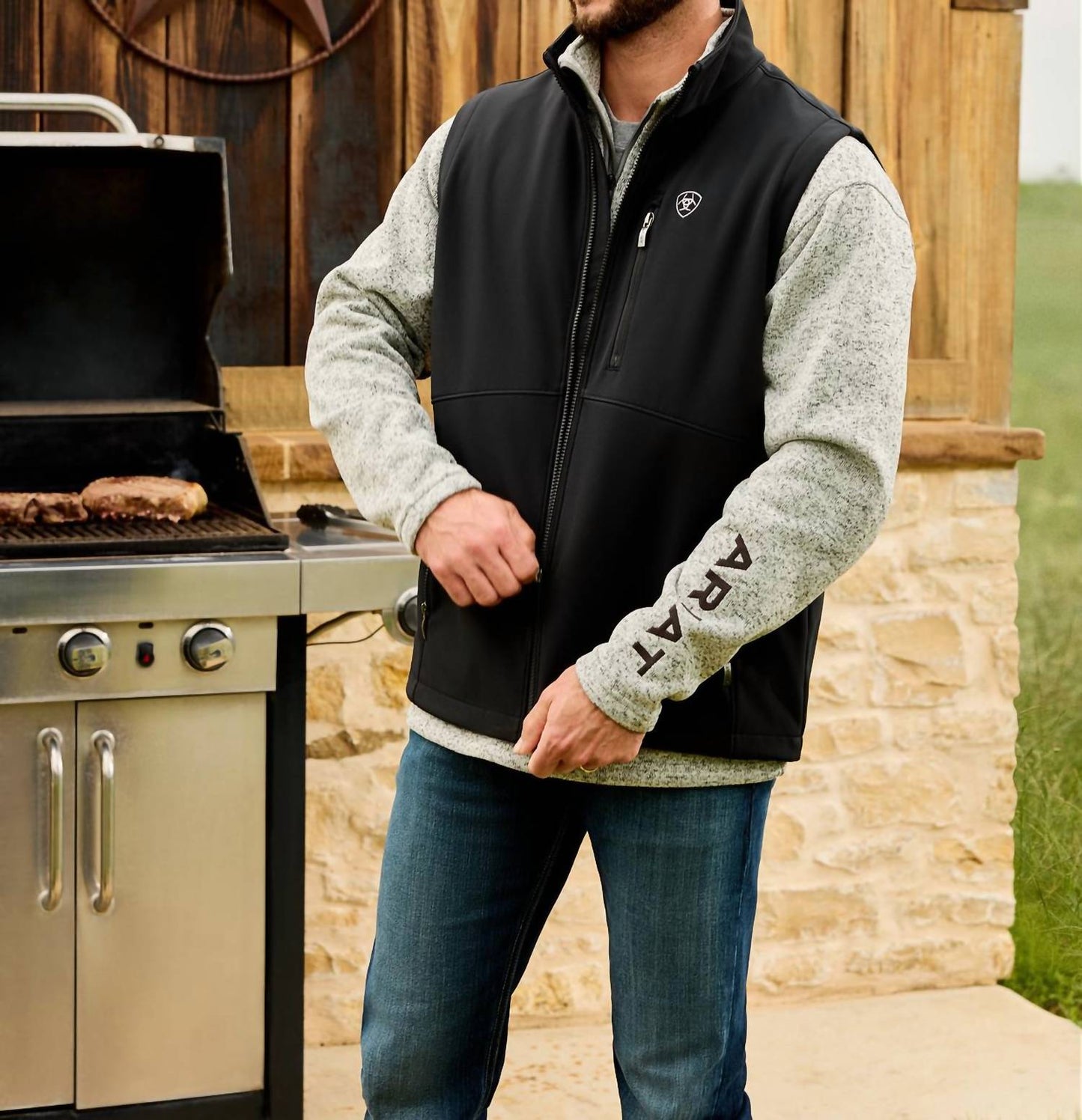 Ariat - Men's Logo Softshell Vest
