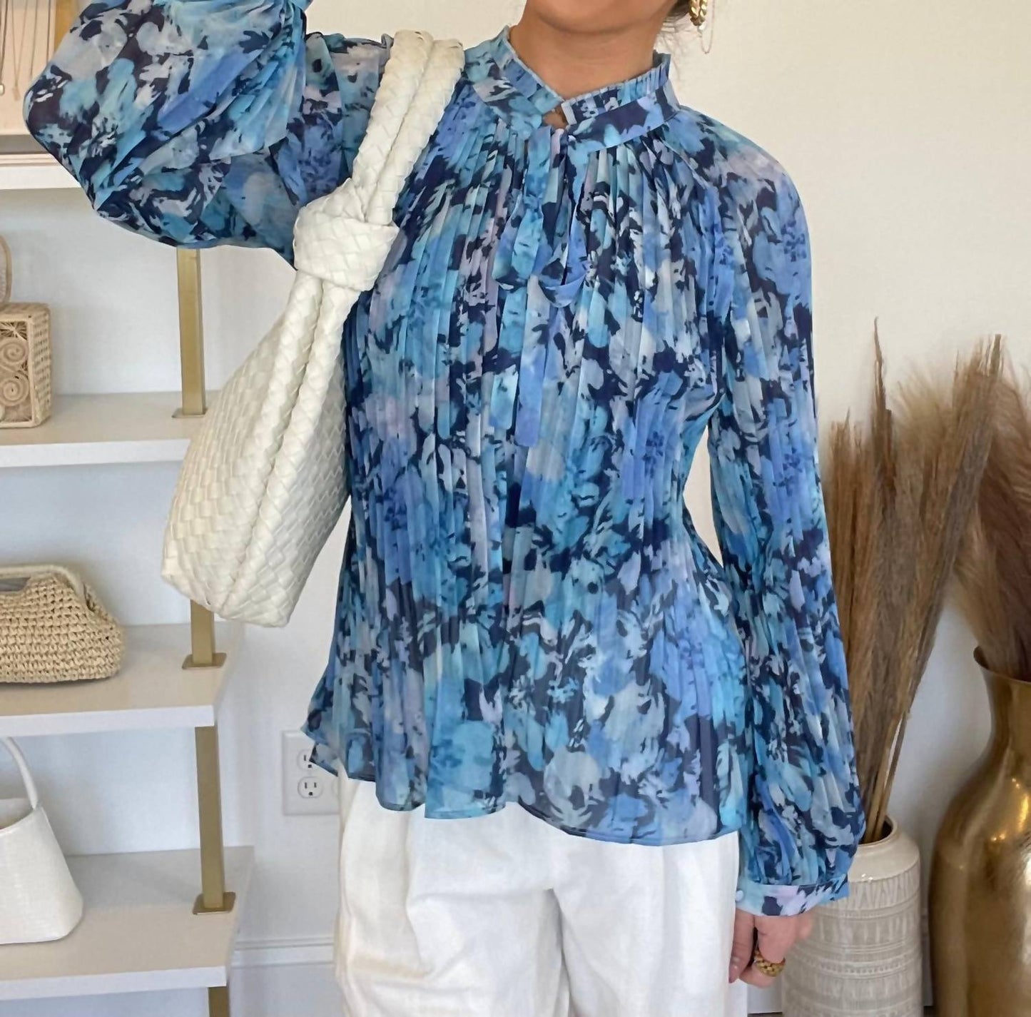 Lucy Paris - Amaya Pleated Puff Sleeve Floral Top