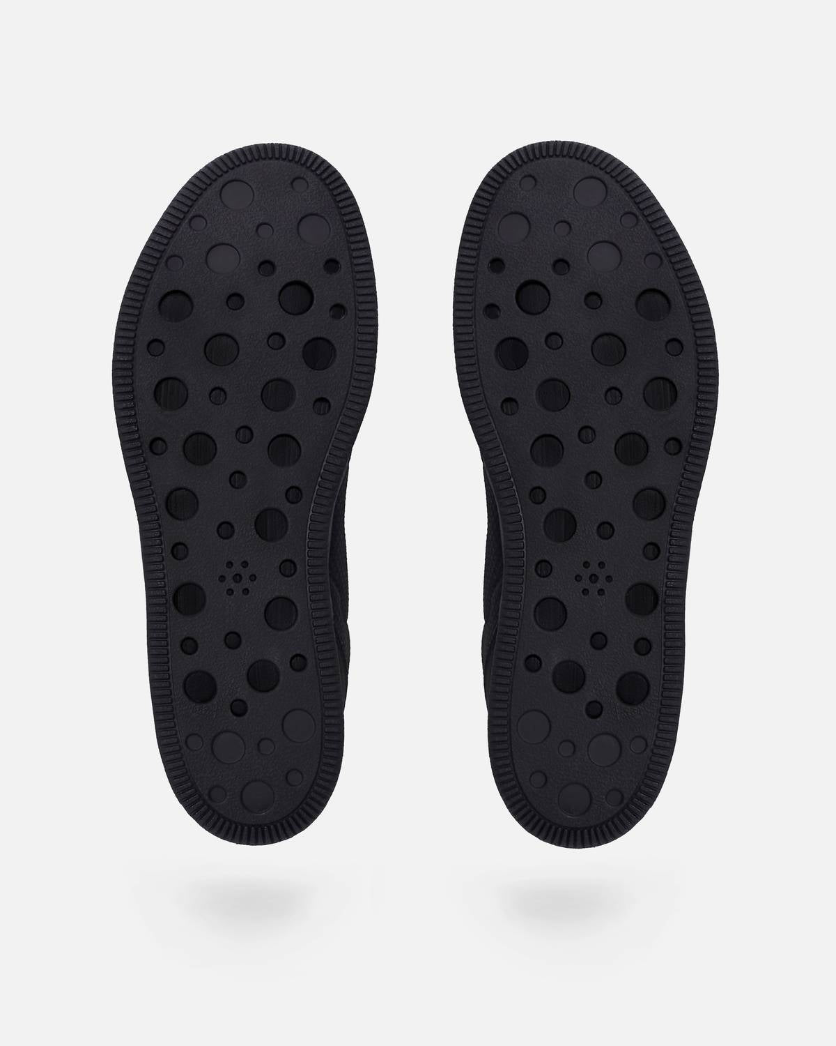 Atoms - Men's Model 001 Sneakers