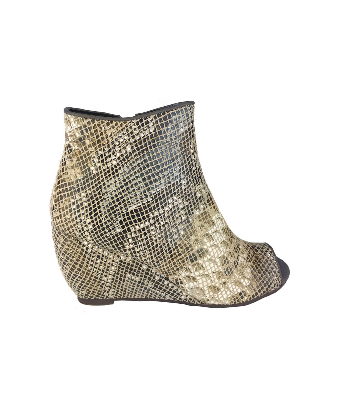 Naughty Monkey - Women's Kuda Wedge