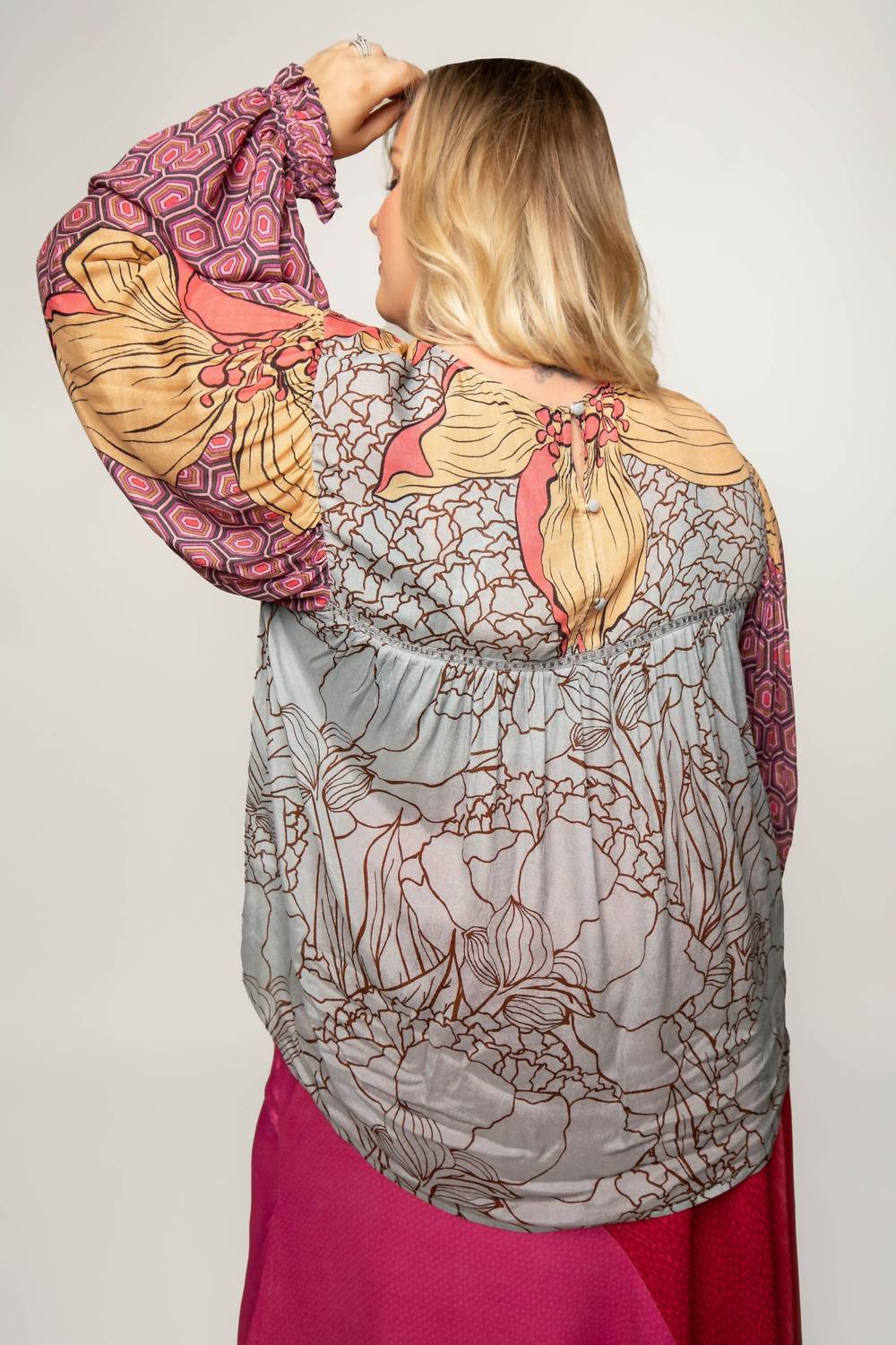 -Bl^Nk- - Tiara Top