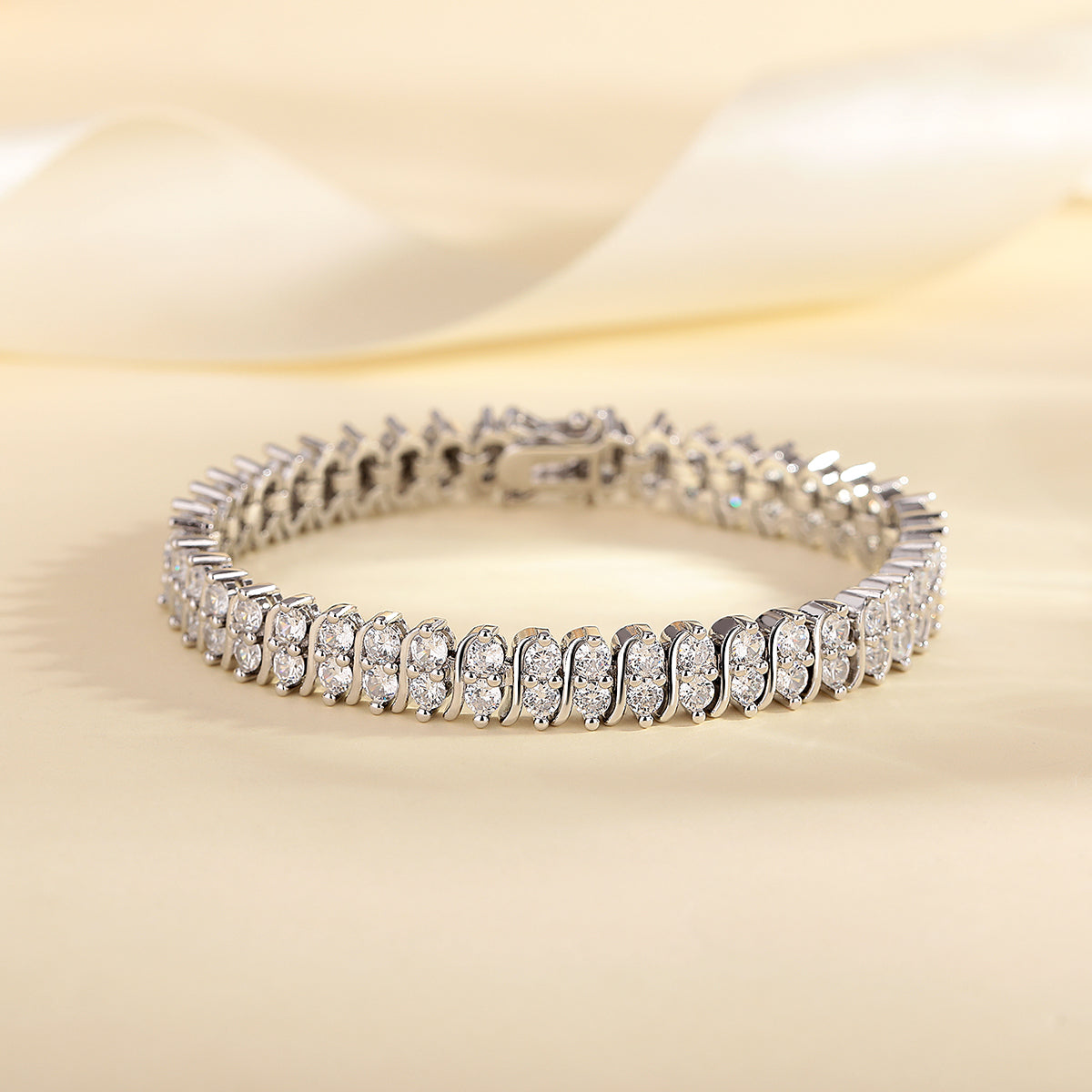 18K Gold Tennis Bracelet with Simulated Diamonds