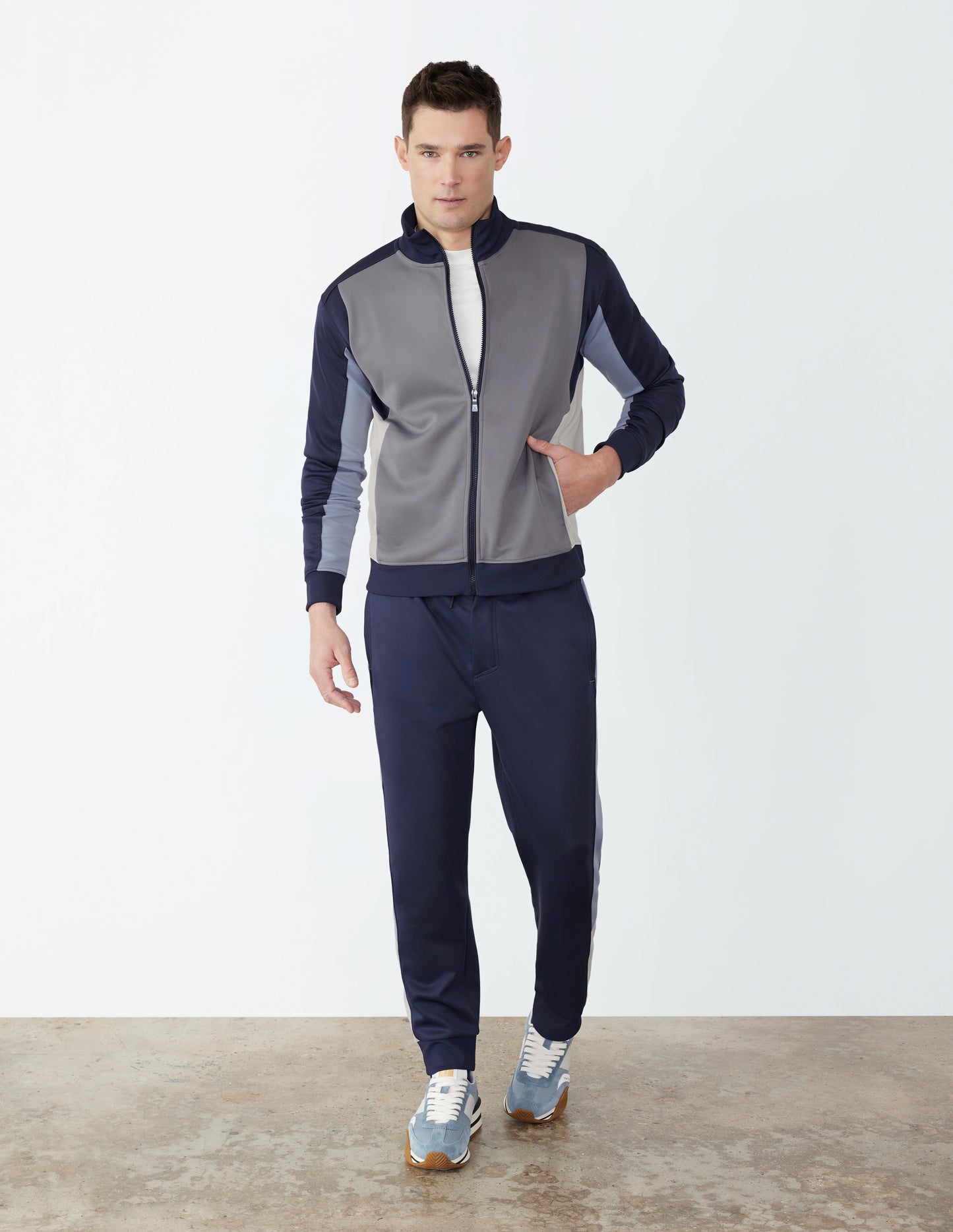 GSTQ Midnight Knit Track Jacket - Large