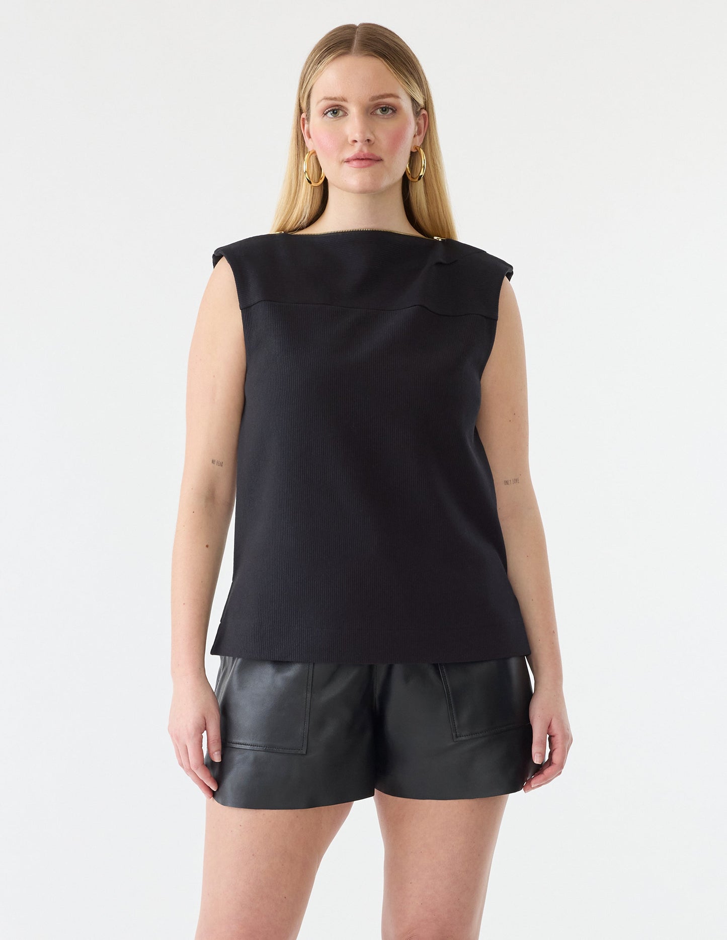 GSTQ Black Beauty Ottoman Top with Zipper - Women's Medium