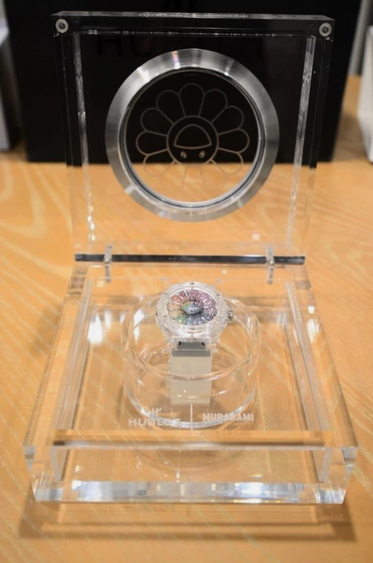 hublot-takashi-murakami-sapphire-rainbow-classic-fusion-only-100-worldwide