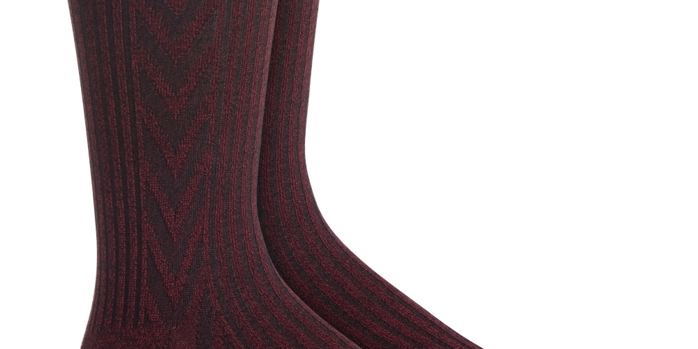 Perry Ellis Men's Portfolio Luxury Features Socks Maroon Size Regular