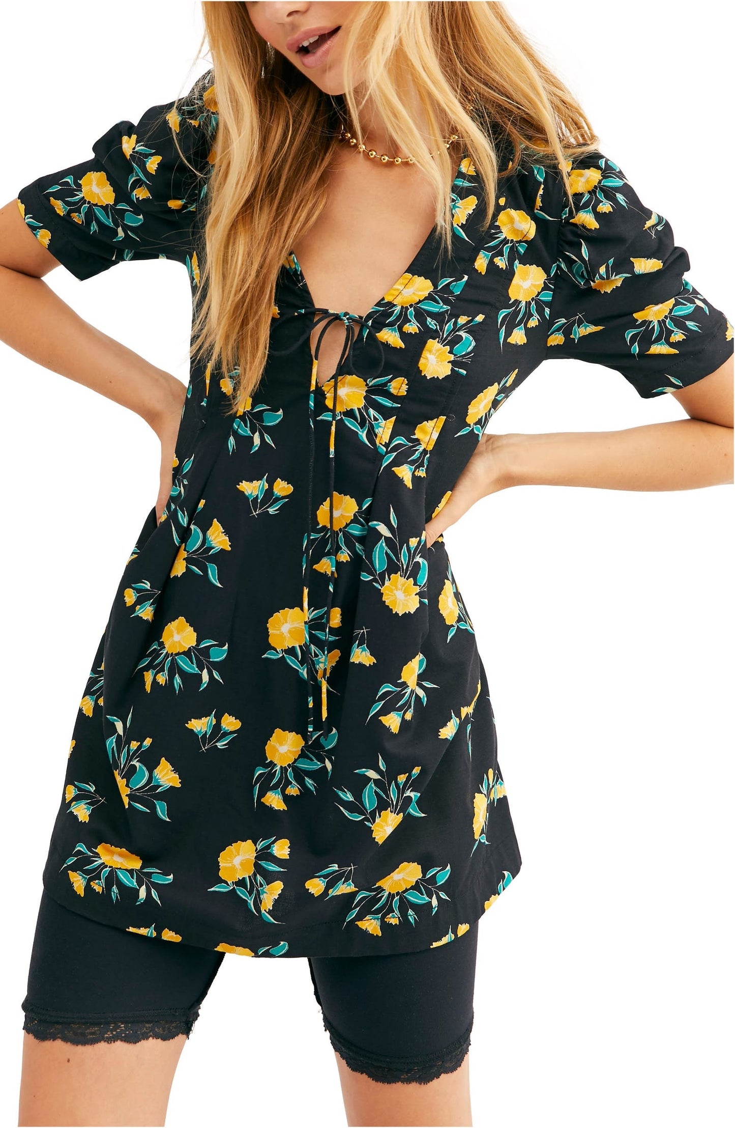 Free People Women's Adelle Floral Print Tunic Black Size Medium