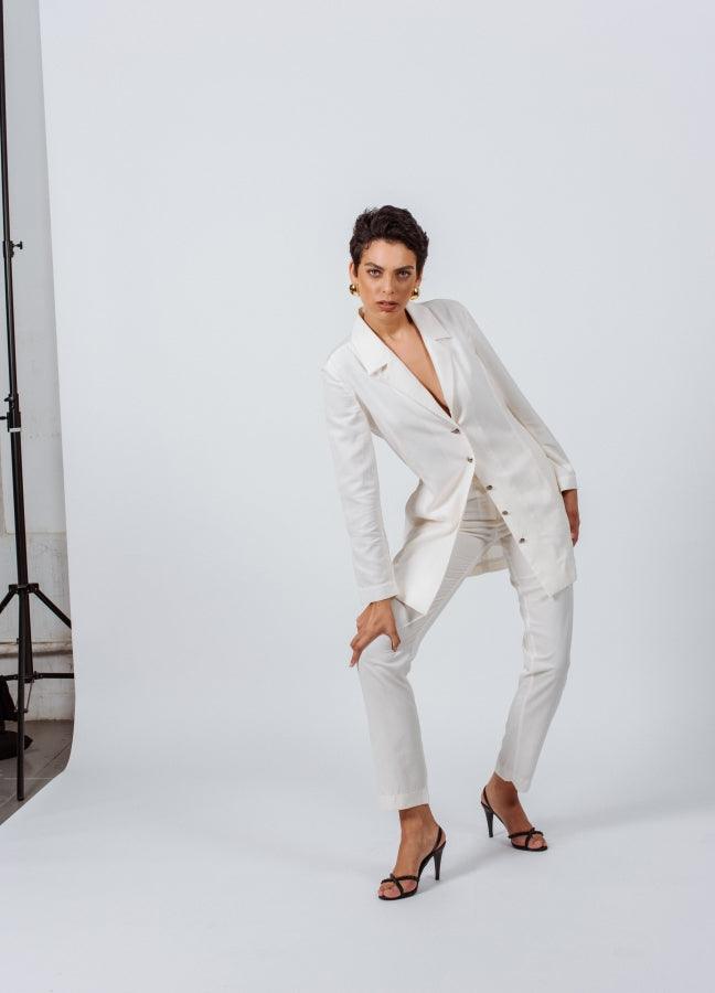 White Tailoring Slim Pants – Women’s Slim-Fit Trousers