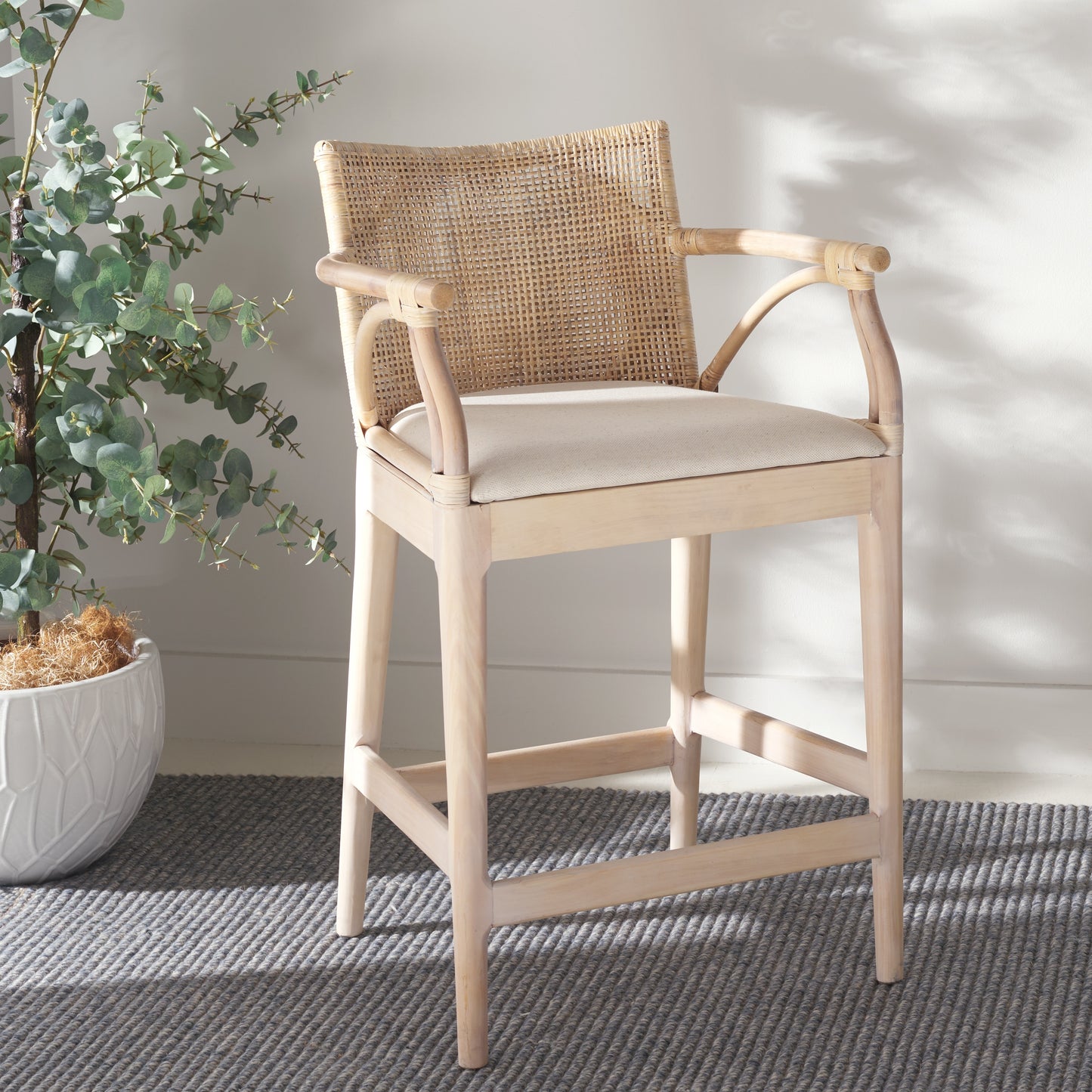 SAFAVIEH Gianni 26inch Counter Stool  22W x 21D x 36H