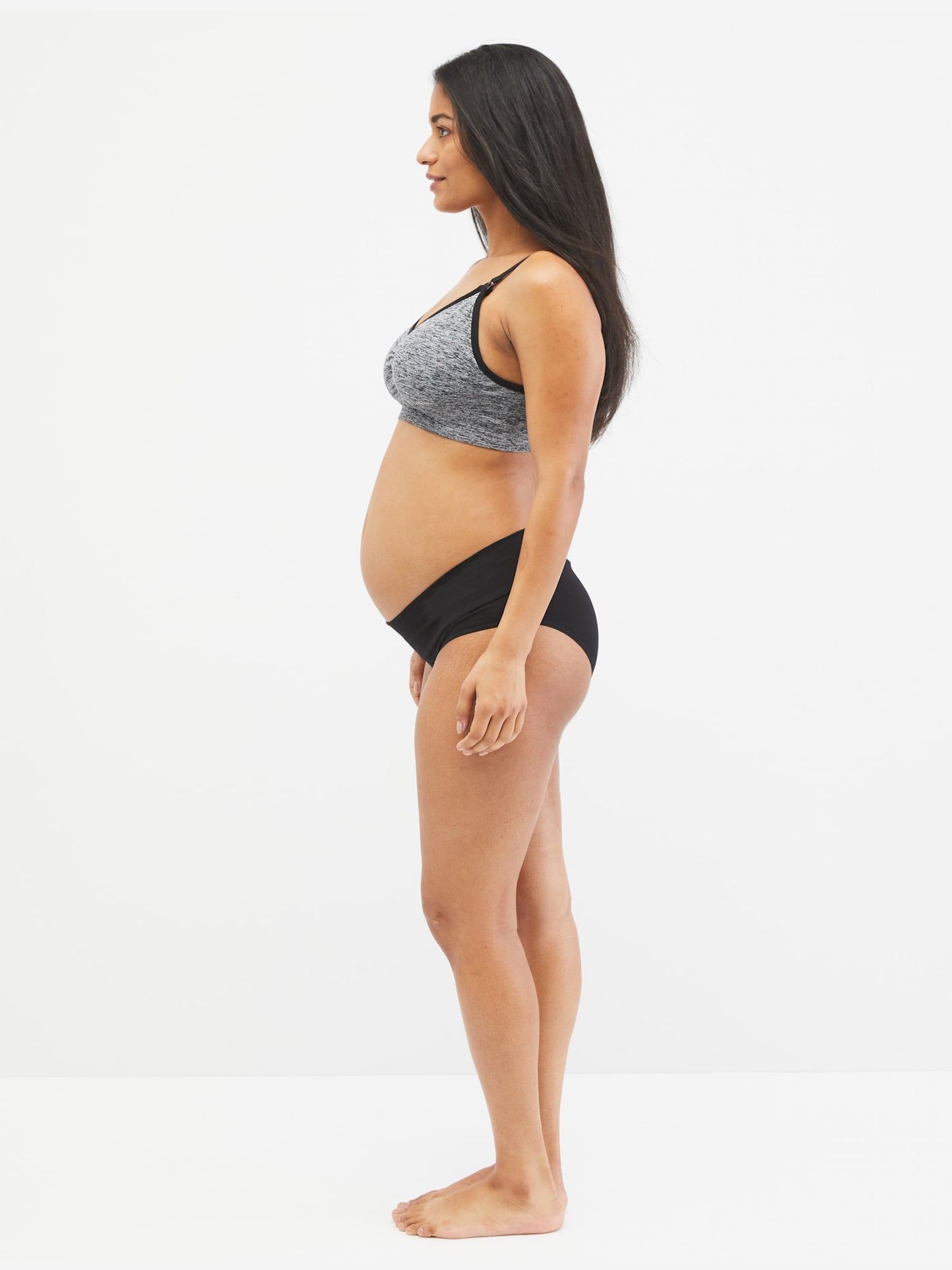 मदरहुड मैटरनिटी सीमलेस फुल-कवरेज क्लिप-डाउन नर्सिंग ब्रा ब्लैक साइज़ L