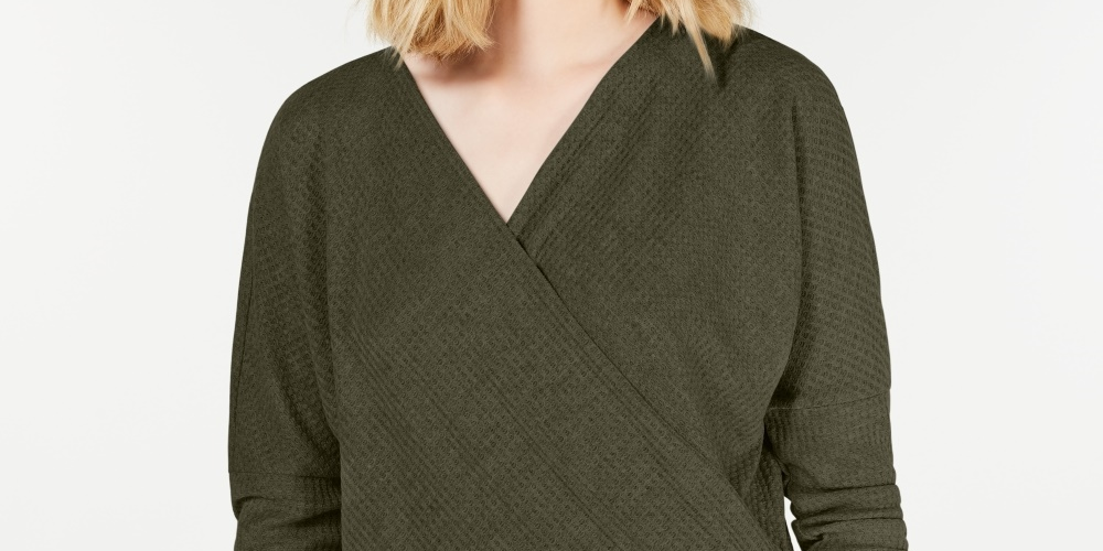 Gypsies & Moondust Juniors' Surplice Waffle-Knit Top Green Size Medium