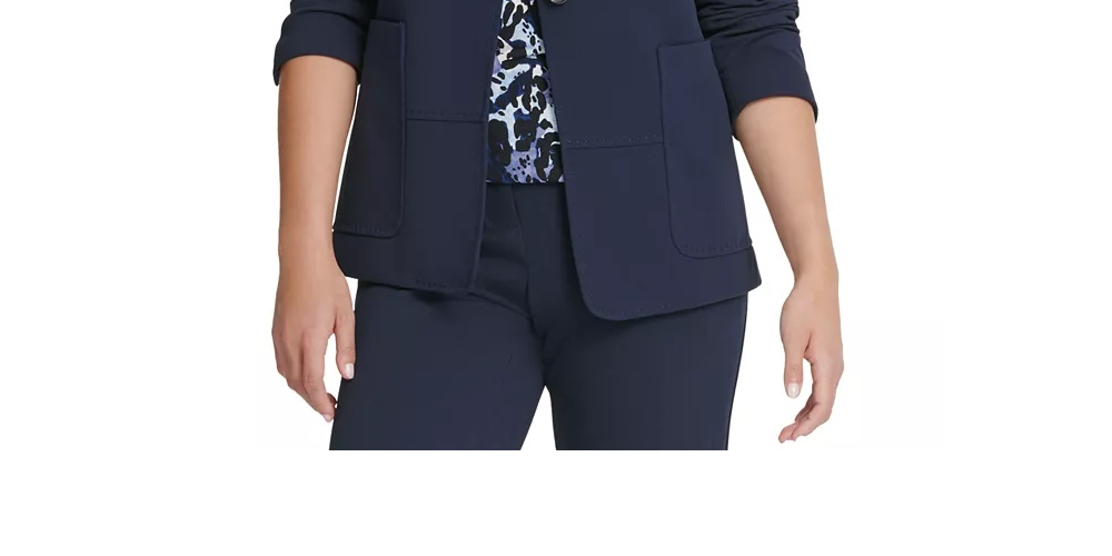 DKNY महिलाओं के लिए कॉलरलेस वन-बटन ब्लेज़र नीला, साइज़ 14