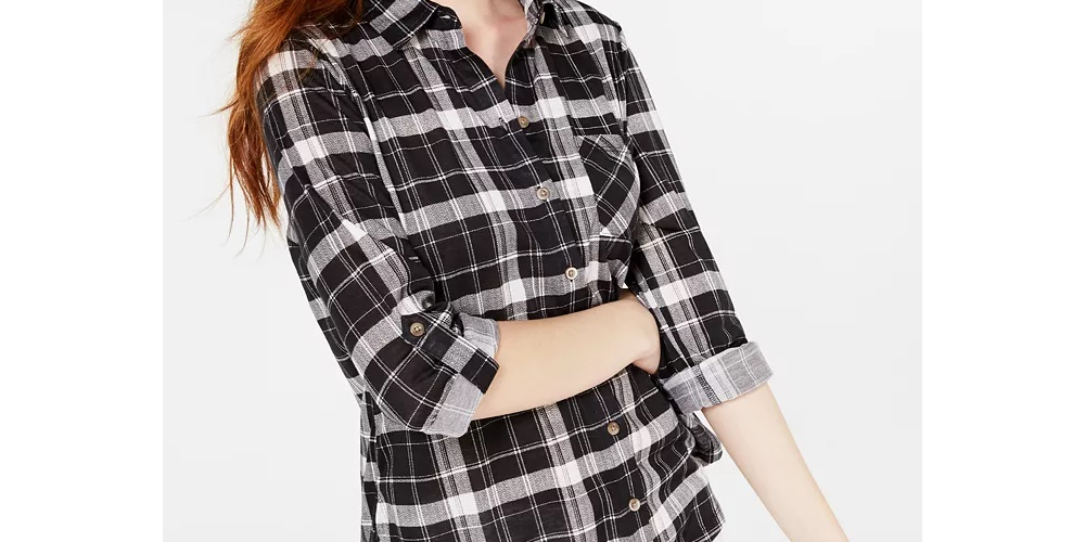 Polly & Esther Juniors' Plaid Roll-Tab Shirt -Black / White Size Medium