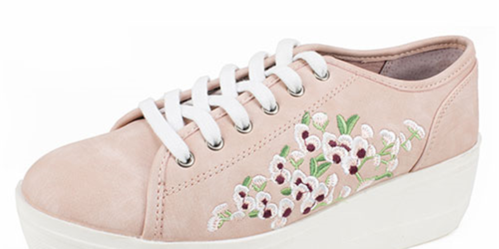 White Mountain Women's Amy Platform Sneaker Pink Size 6 M