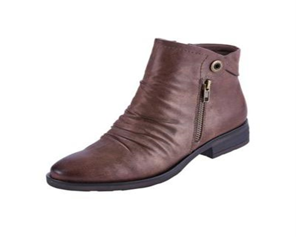 Bare Traps Women's Anila Slouchy Grommet Ankle Boots Brown Size 6 M