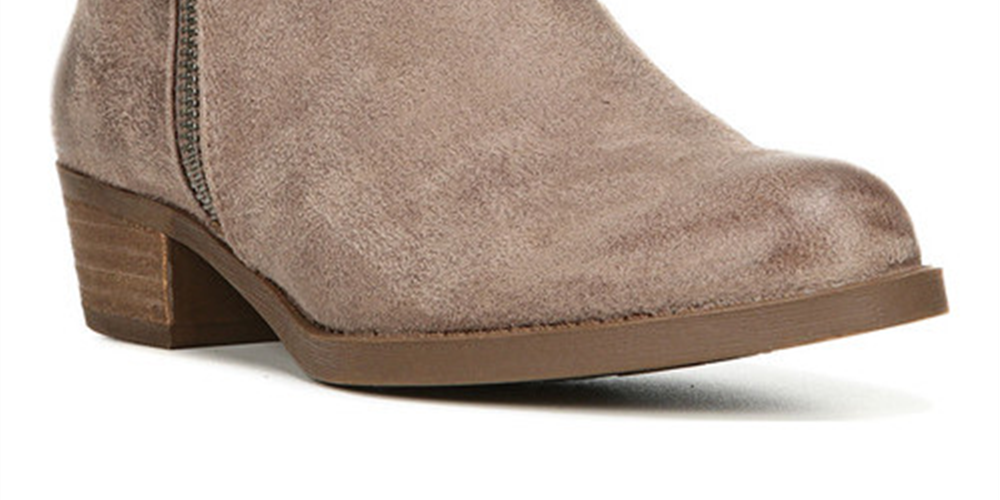Carlos Santana Women's Round Toe Synthetic Ankle Boot Brown Size 8.5 M