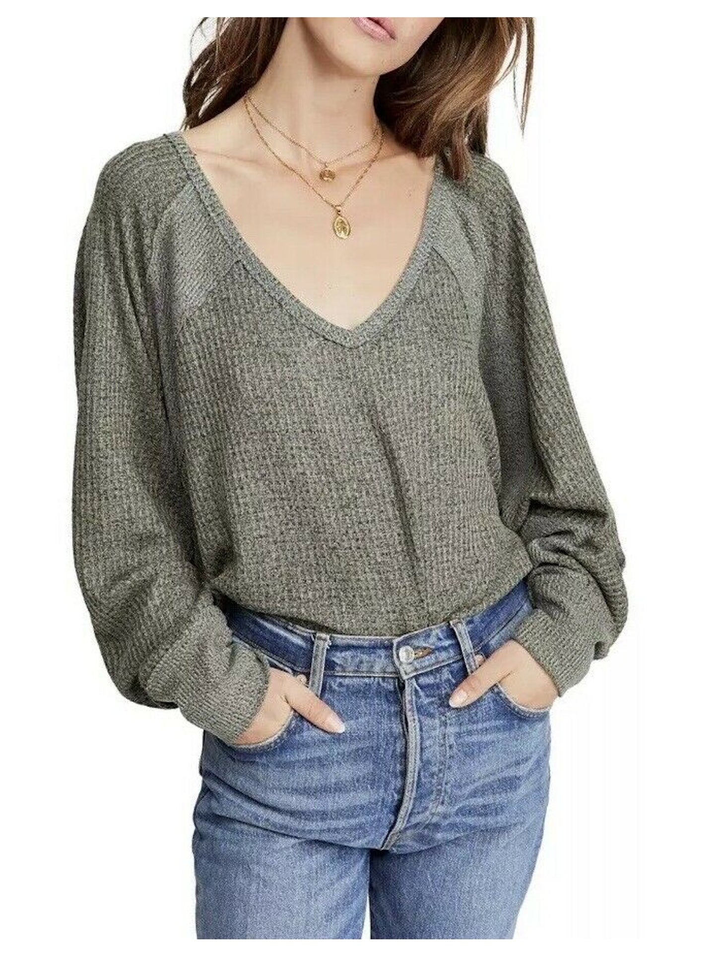 Free People महिलाओं के लिए लंबी बाजू वाली वी नेक टॉप हरा रंग, साइज एक्स्ट्रा-स्मॉल