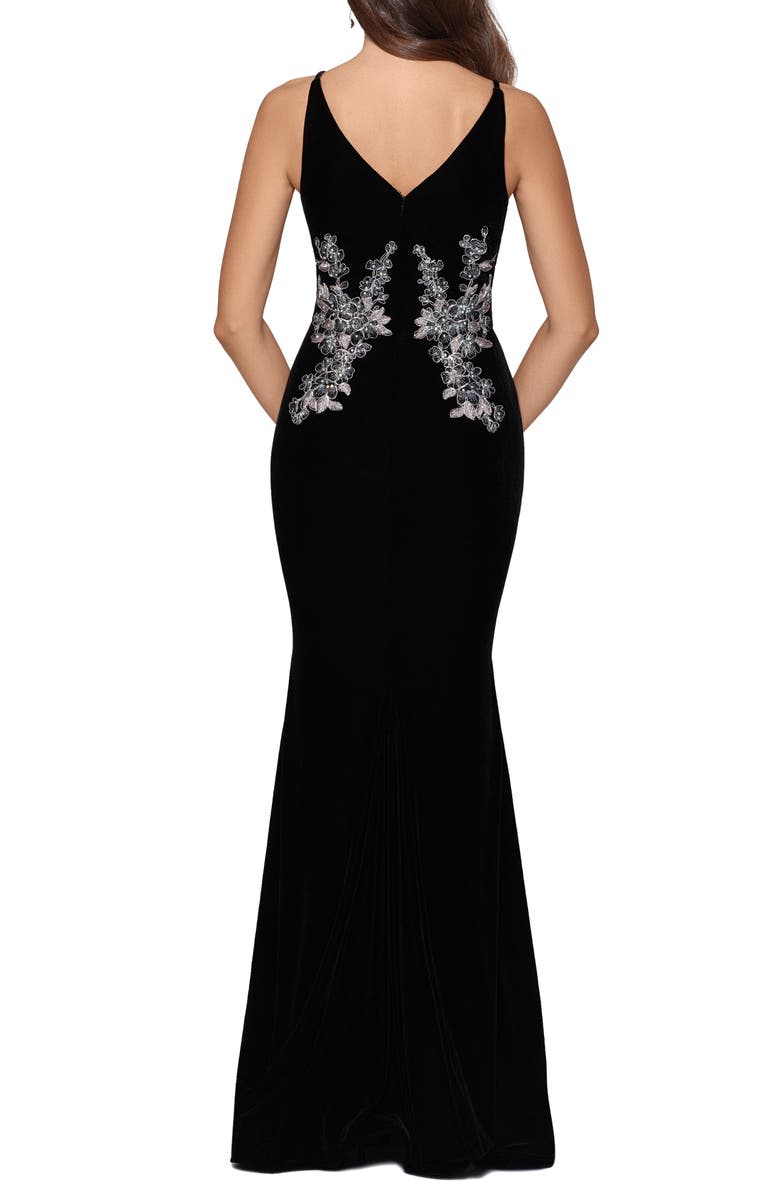 Xscape Women's Velvet Floral Embroidered Gown Black Size 10