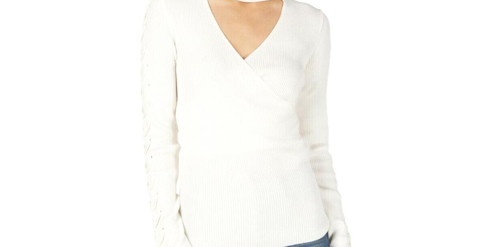 Hippie Rose Junior's Choker Neck Ribbed Sweater White Size M