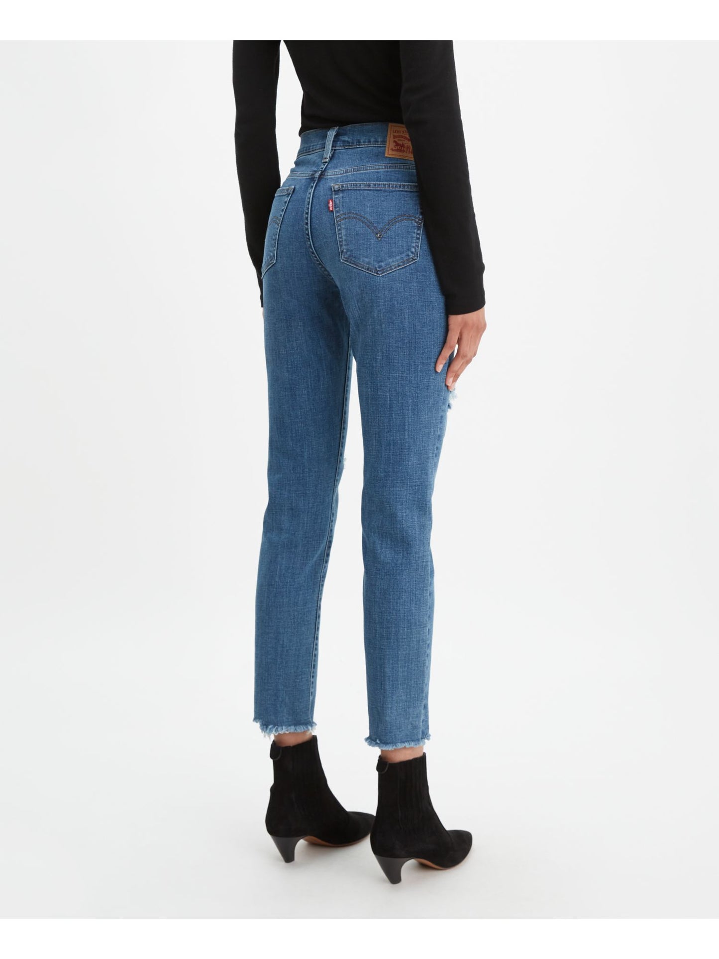 Levi's Women's New Boyfriend Unrolled Jeans, Hawaii Oasis, Size 31