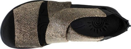 SoLite By Easy Street Women's Shimmer Sublime Sandal Brown Size 8 W