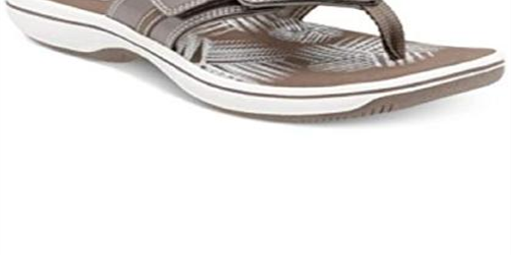 Clarks Women's Brinkley Bree Flip Flops Gold Size 7 M
