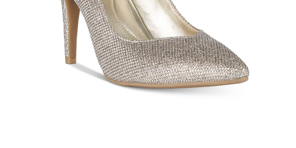 Bandolino Women's Fatin Pump Gold Size6.5 M