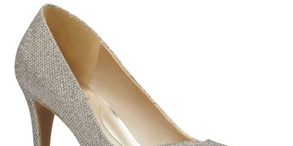 Bandolino Women's Fatin Pump Gold Size6.5 M