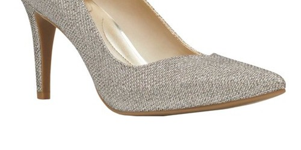 Bandolino Women's Fatin Pump Gold Size6.5 M