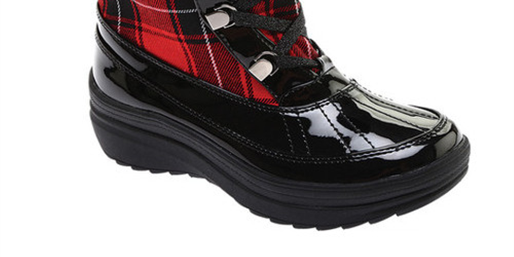 Anne Klein Women's Gayla Duck Boot Red Size -6.5 M