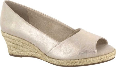 Easy Street Women's Monique Shoes Gold Size 9 W