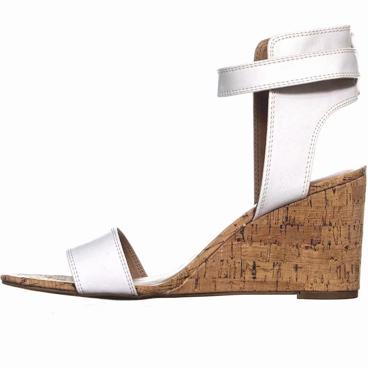 American Rag Women's Aislinn Open Toe Casual Platform Sandals White Size 7.5 M