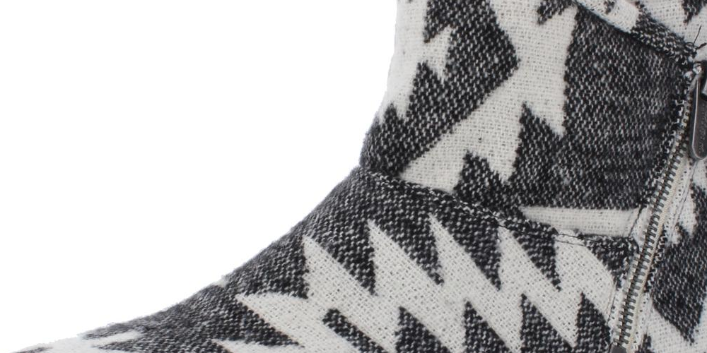 Indigo Rd. Women's  Ashley  Boots White Size 6 M