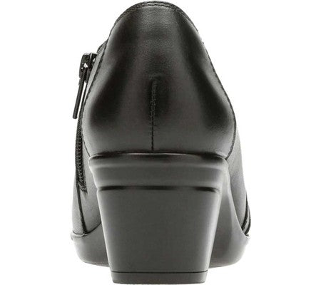 Clarks Women's Emslie Warren Bootie Black Size 6 M