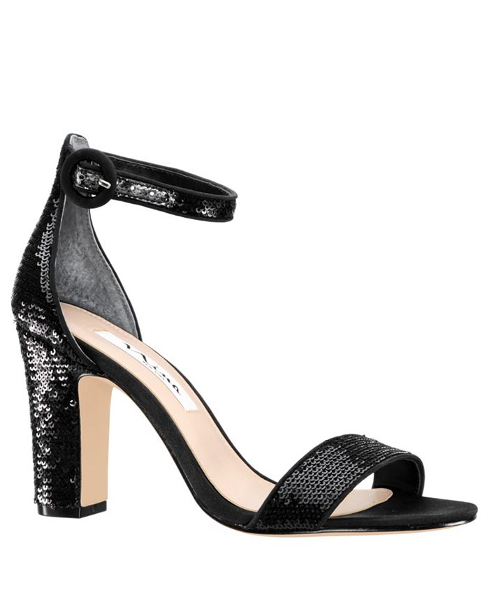 Nina Women's Ankle Strap Cushioned Sianna Round Toe Block Heel Buckle Dress Sandals Gold  Size 10
