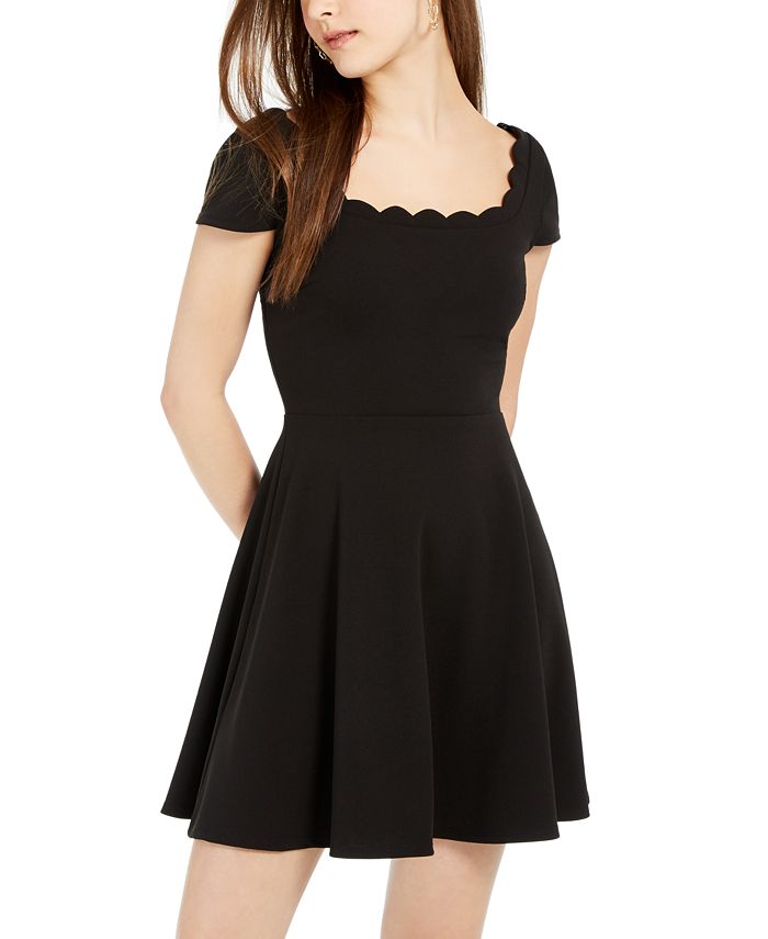 बी. डार्लिन जूनियर स्कैलप्ड स्केटर ड्रेस ब्लैक साइज 7-8